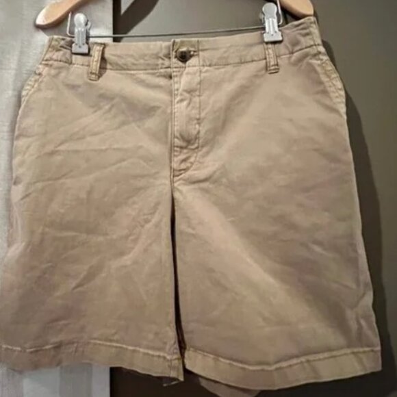 NWT Women's Old Navy OG Chino Short, High Waisted, MAKE AN OFFER - Picture 1 of 3